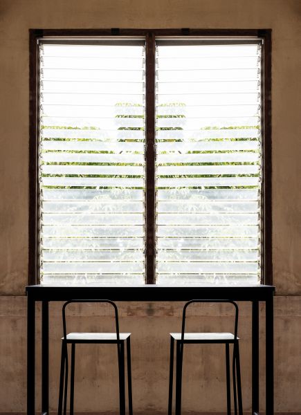 Cost of Louvre Window Replacement in Costa Mesa